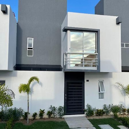 Casa Comoda Con Piscina Naranjo Kültér fotó