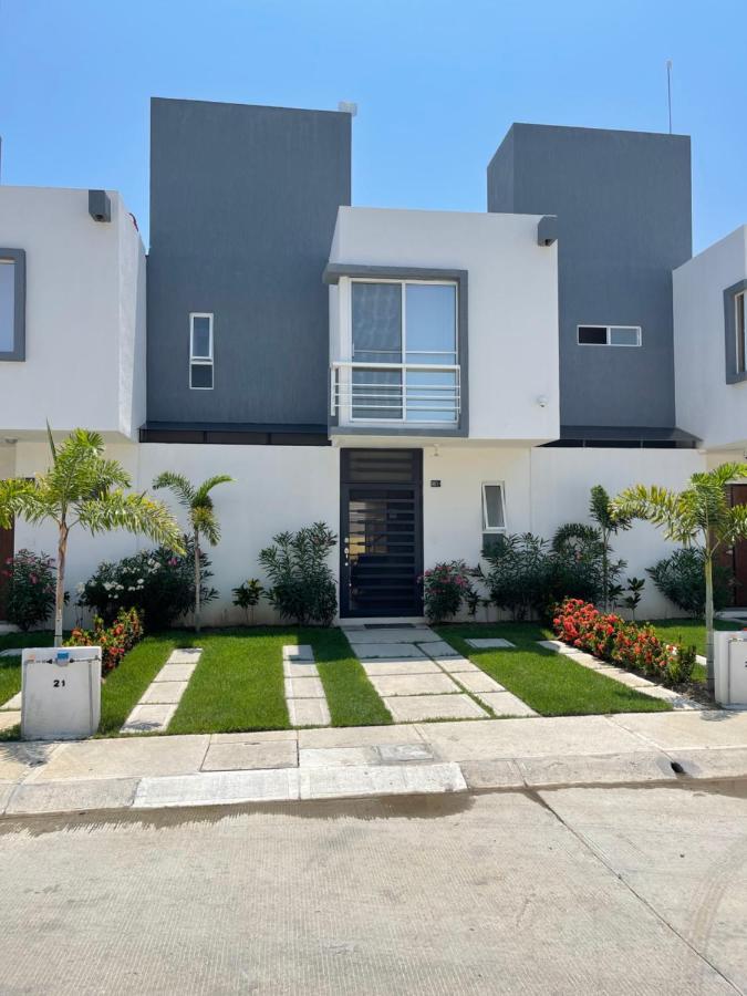 Casa Comoda Con Piscina Naranjo Kültér fotó